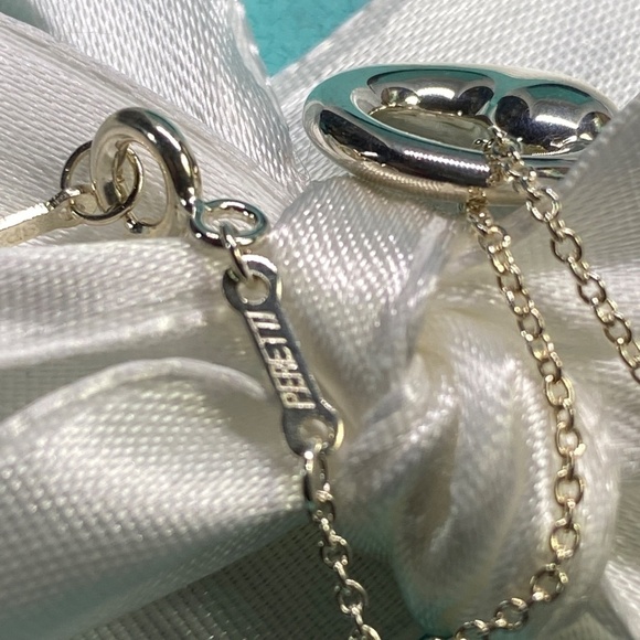 Tiffany & Co Eternal Circle Necklace pendant Elsa Peretti 925  16” box Nice! - Picture 5 of 9